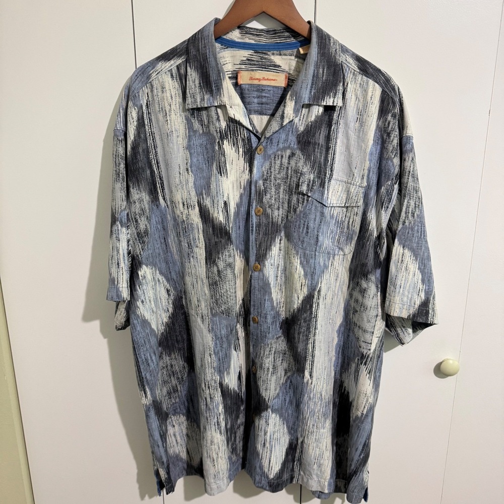 Tommy Bahama Mens XXL Silk Camp Shirt Abstract Ikat Print Blue Grey Short Sleeve - Picture 2 of 8